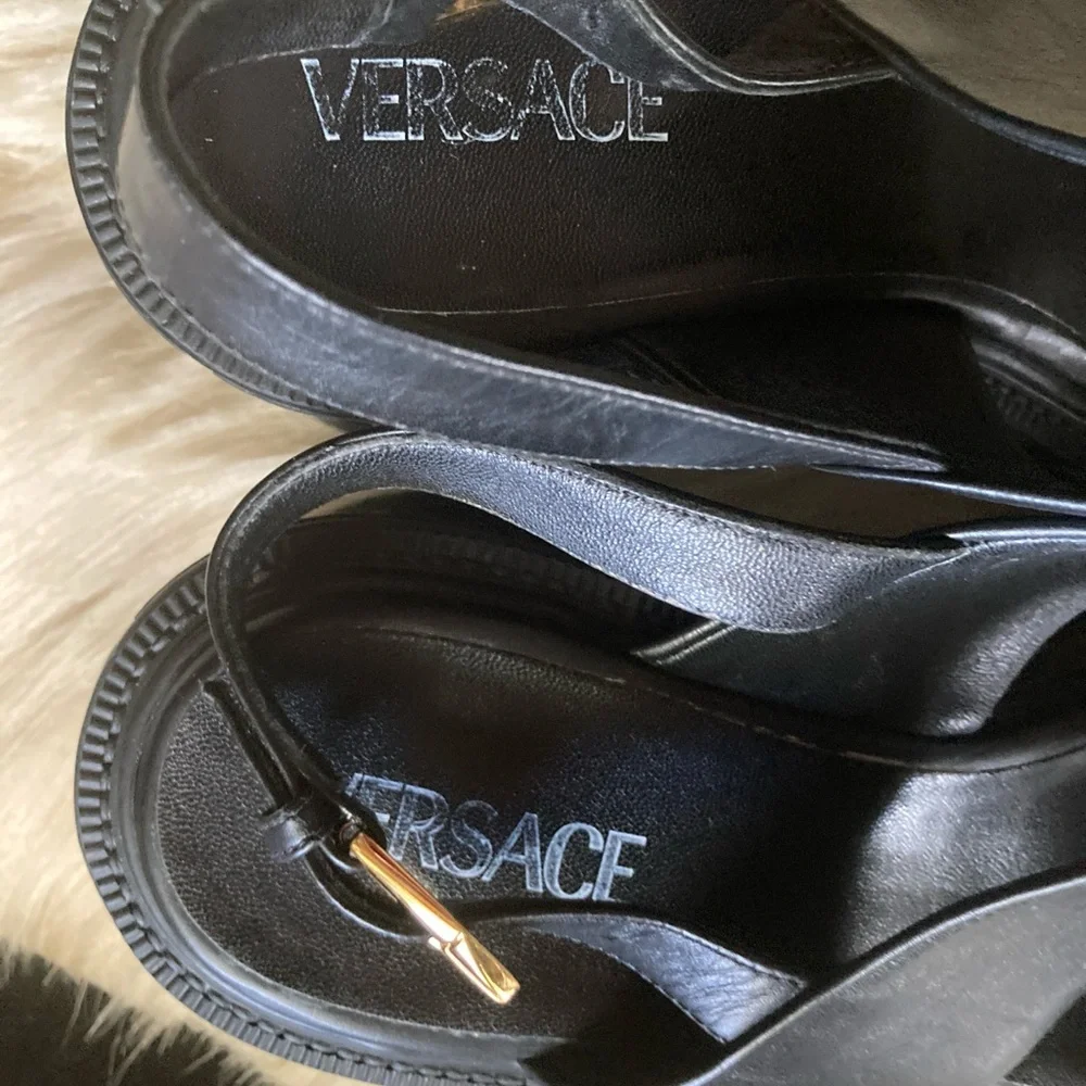 Versace Black Leather Platform Sandals Block Heels Sz 41/11